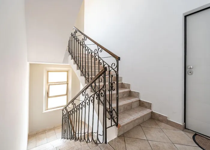 Guest house Emilia Essence 3*